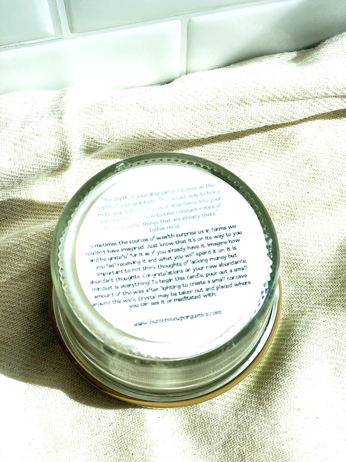 Ingredients back of  candle